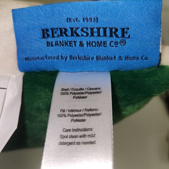 Peanuts Snoopy Holding Tree Berkshire Home 19"×19" Decor Christmas Pillow - Picture 4 of 4